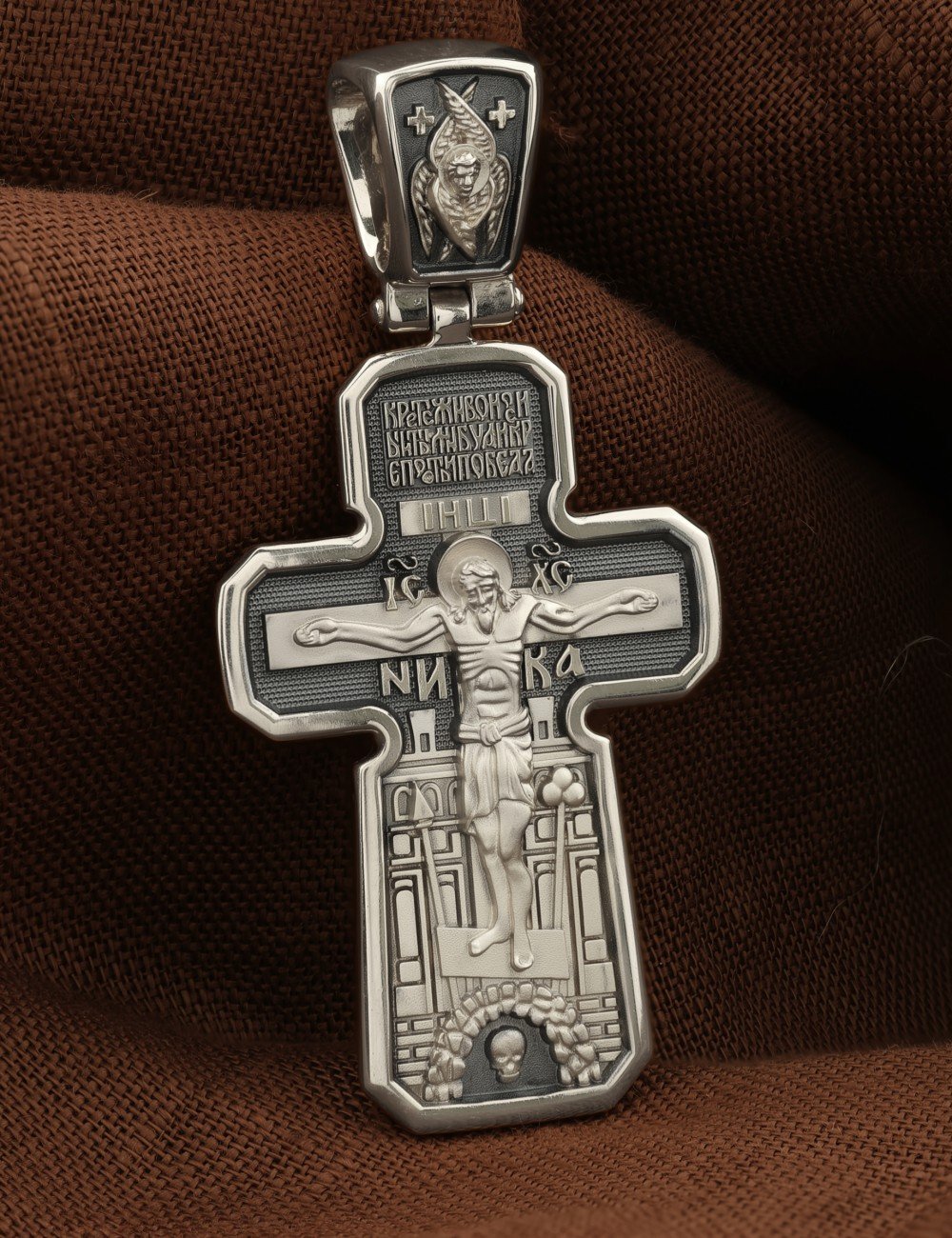 Крест из белого золота