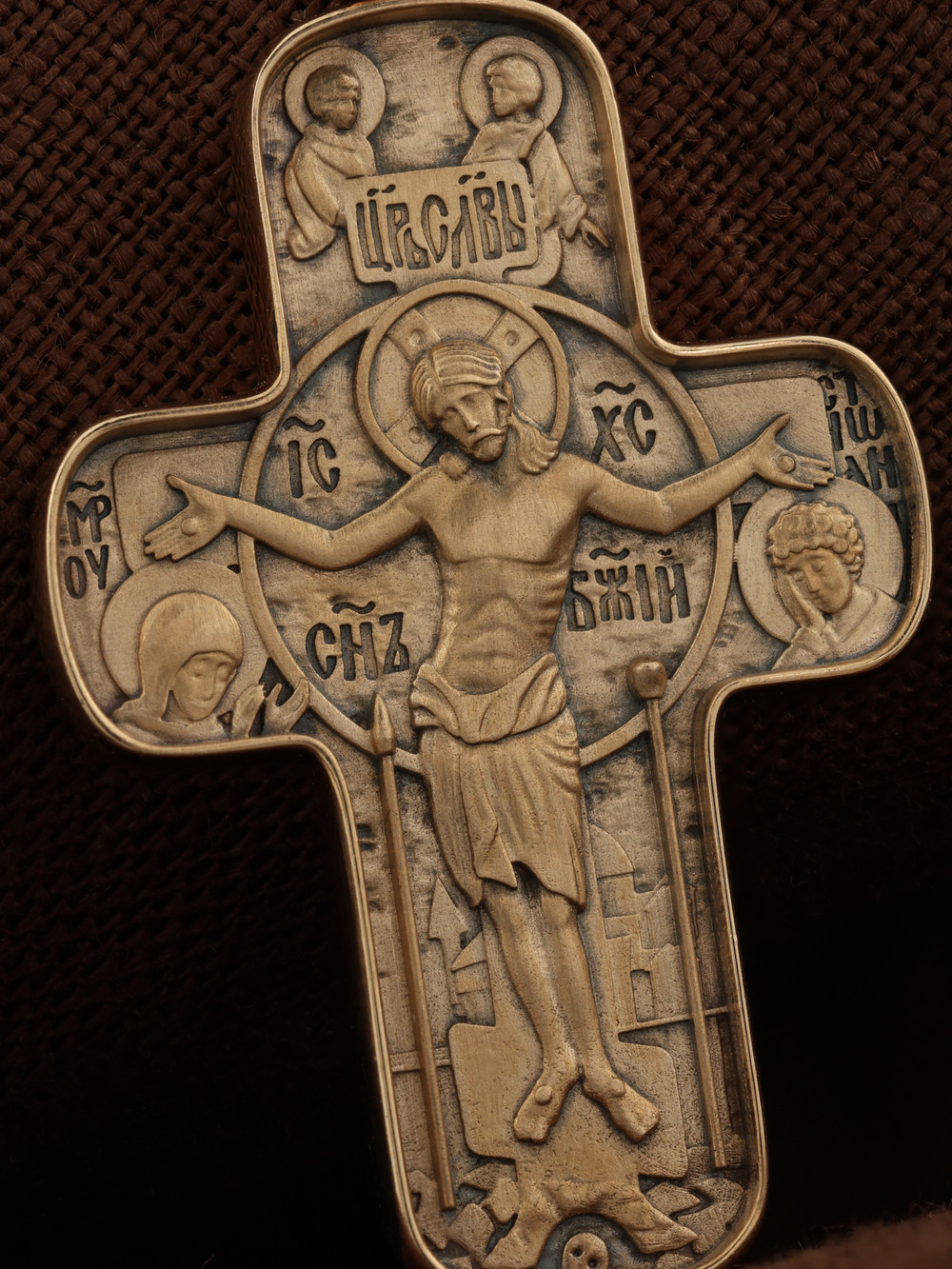 Крест из красного золота 585 пробы