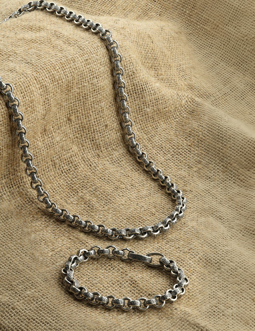 Цепь из серебра