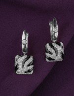 Серьги из белого золота c эмалью и бриллиантами