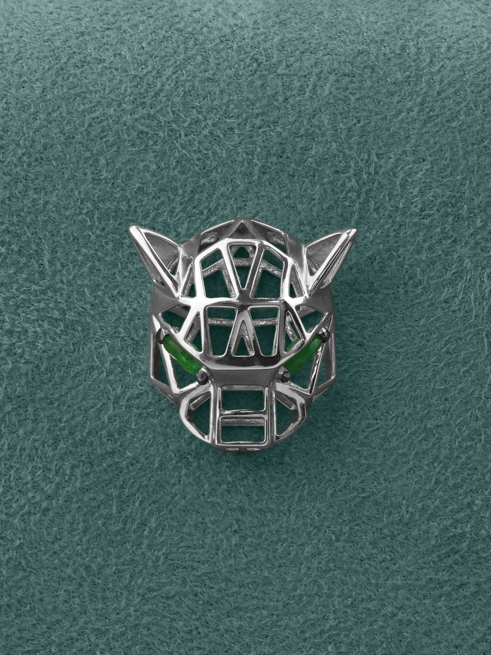 Подвеска из белого золота 585 пробы c изумрудом