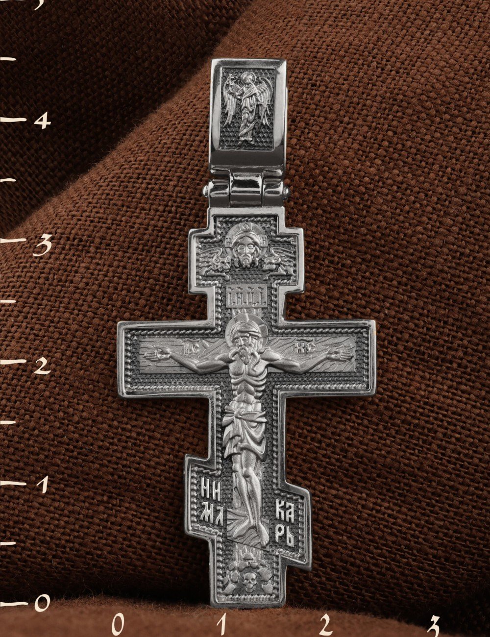 Крест из белого золота