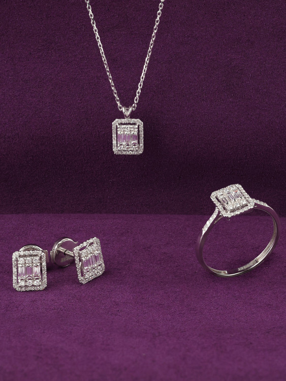 Кольцо из белого золота 585 пробы c бриллиантами