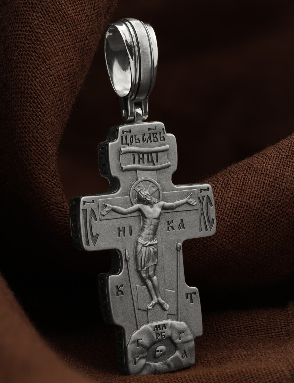 Крест из белого золота