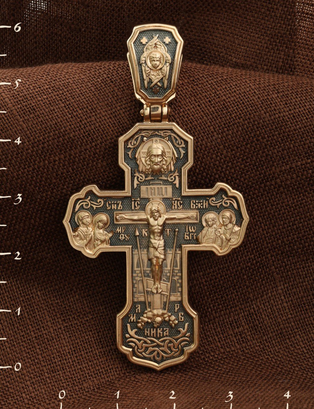 Крест из золота