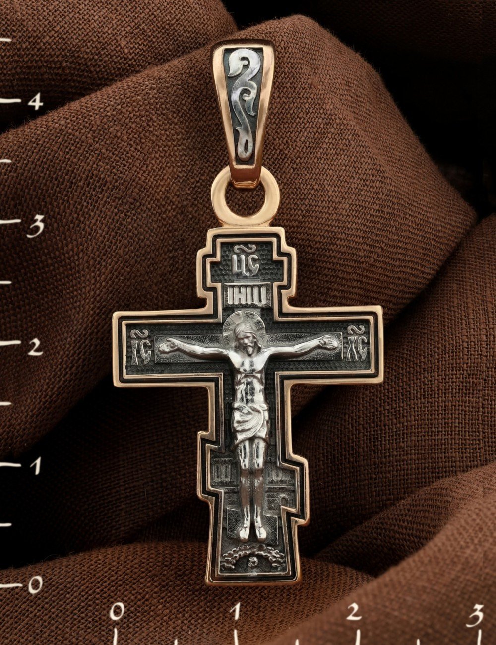 Крест из лимонного золота