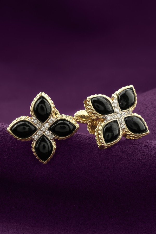 Серьги из лимонного золота c бриллиантами и ониксом