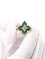 Кольцо из лимонного золота c бриллиантами и малахитом