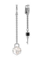 Серьги из белого золота c ониксом и перламутром