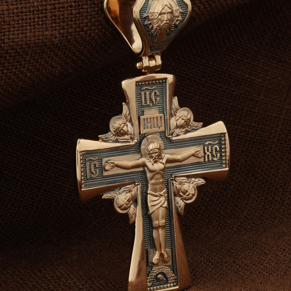 Крест из красного золота 585 пробы