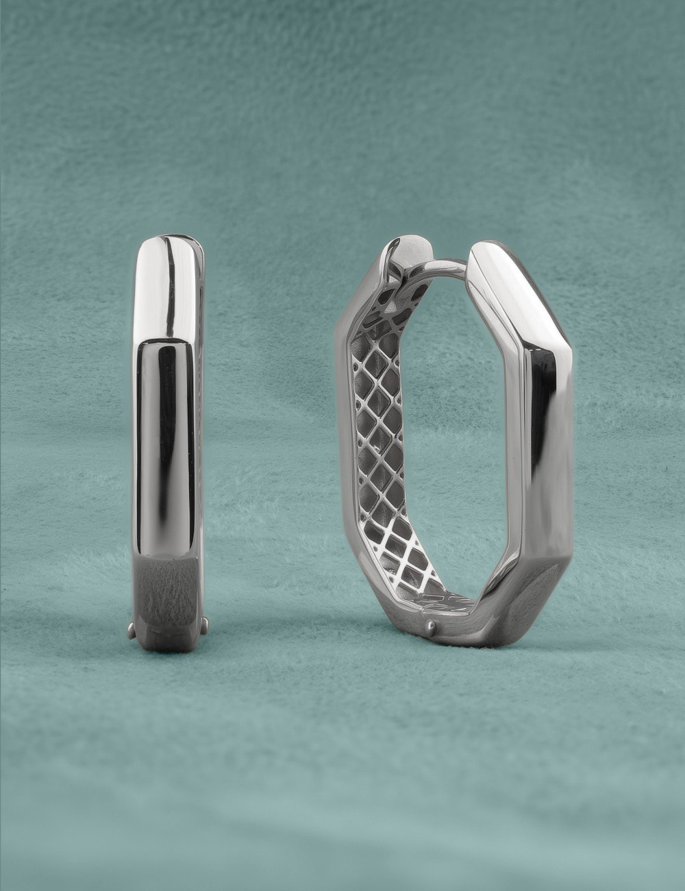 Серьги из белого золота