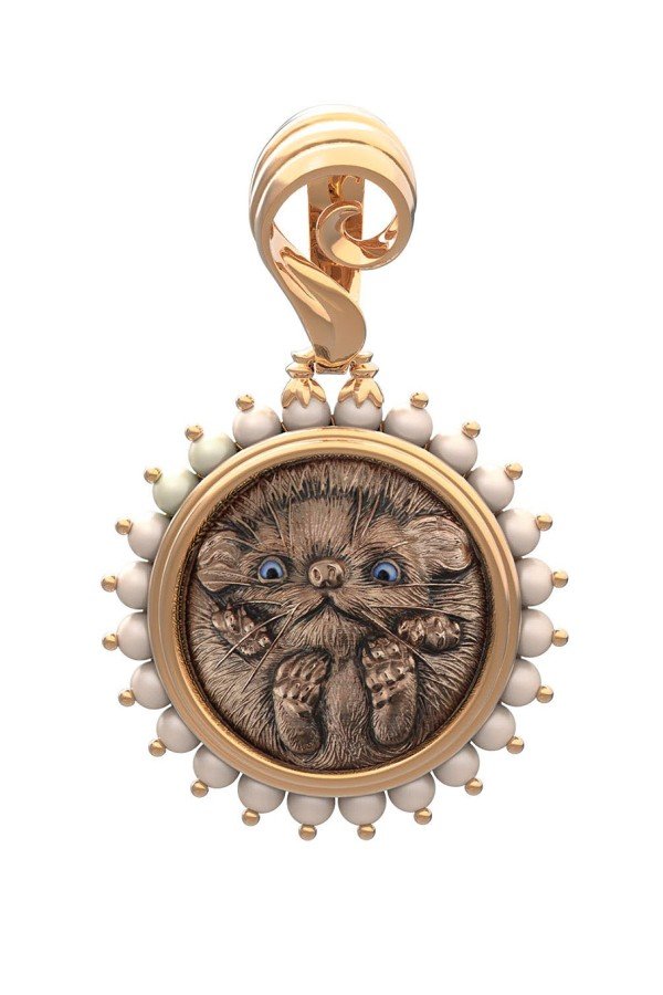 Подвеска из золота c эмалью и жемчугом