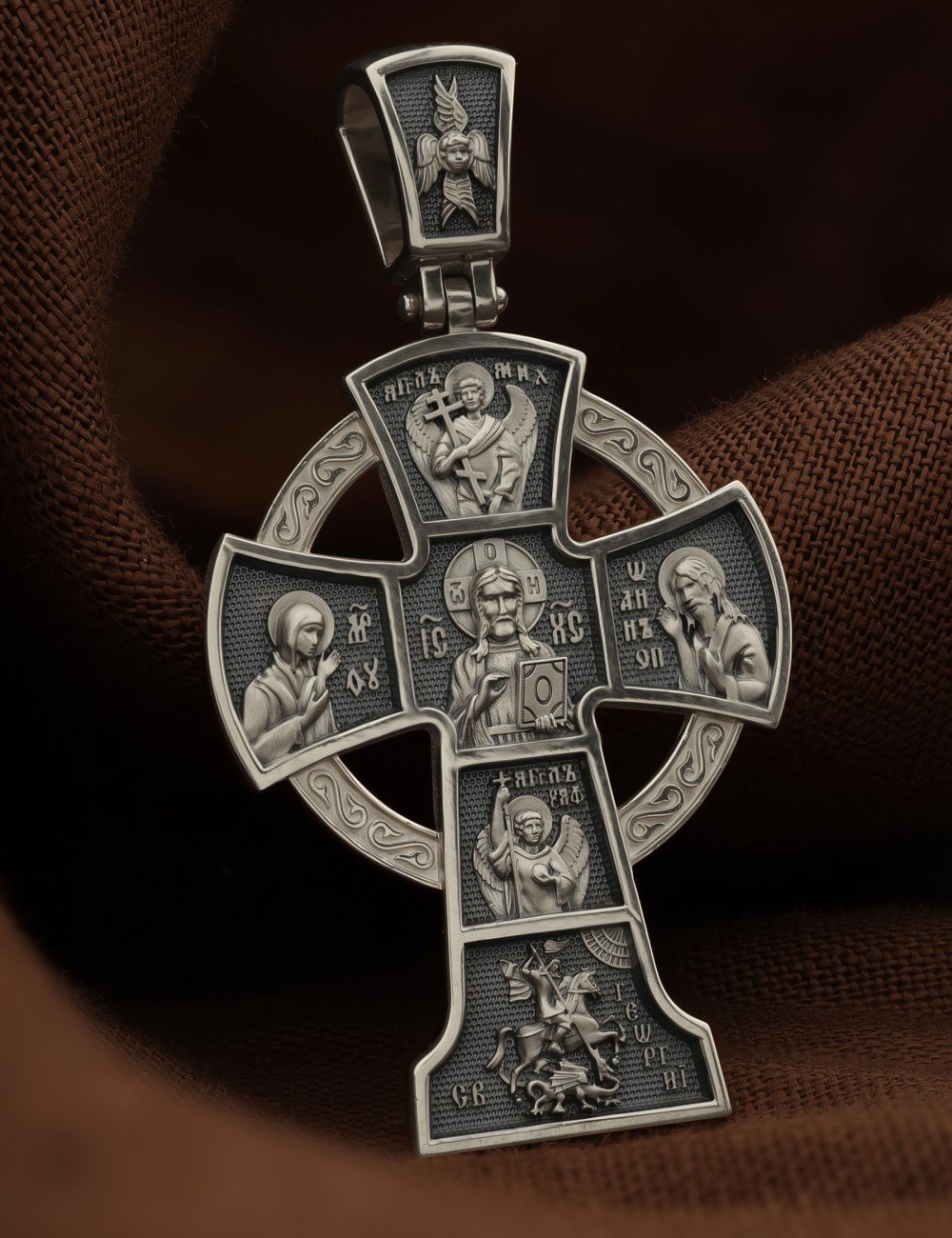 Крест из белого золота