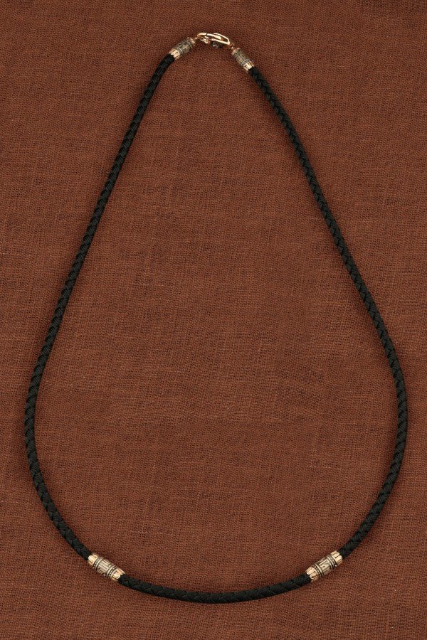 Шнурок шёлковый из золота c шёлковым шнурком