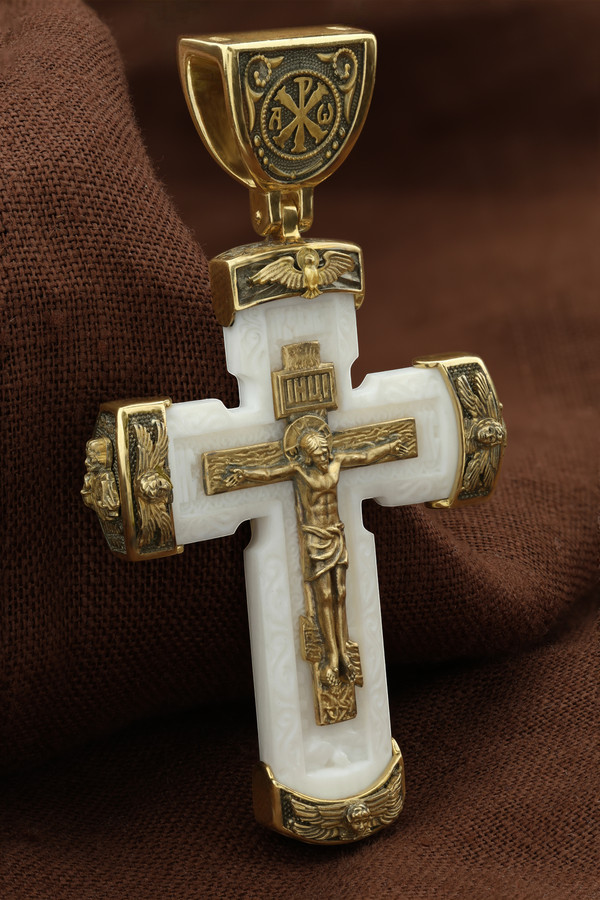 Крест из лимонного золота 585 пробы c бивнем мамонта