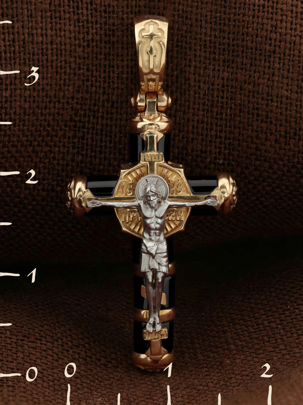 Крест из красного золота 585 пробы c ониксом