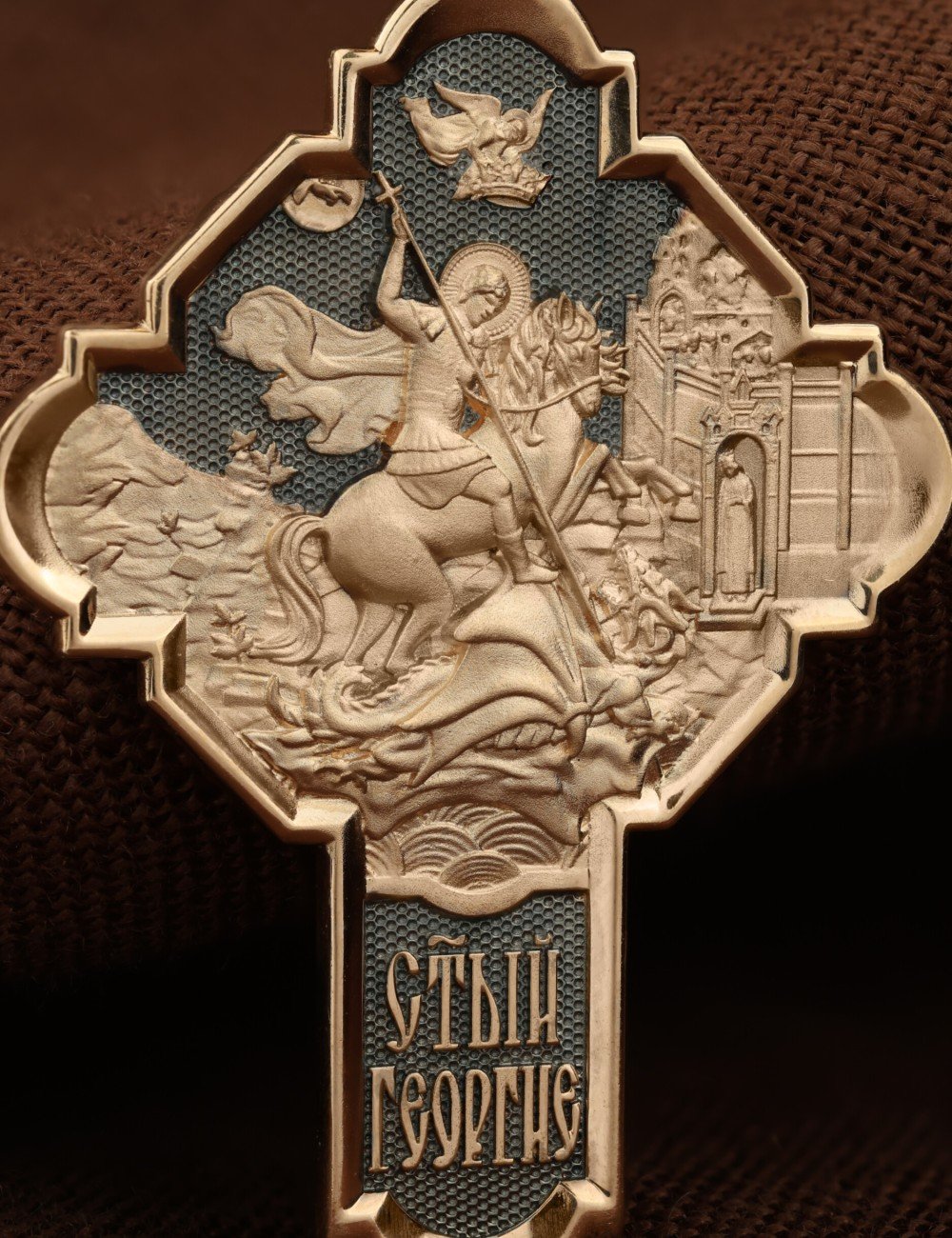 Крест из золота