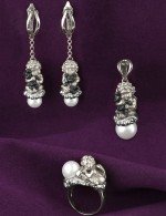 Серьги из белого золота c жемчугом