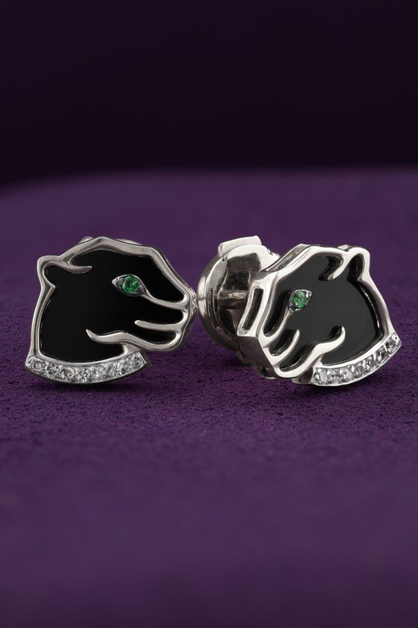 Серьги из белого золота c бриллиантами, изумрудом и ониксом