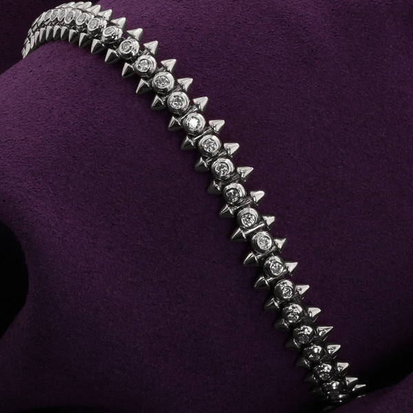 Браслет из белого золота 585 пробы c бриллиантами