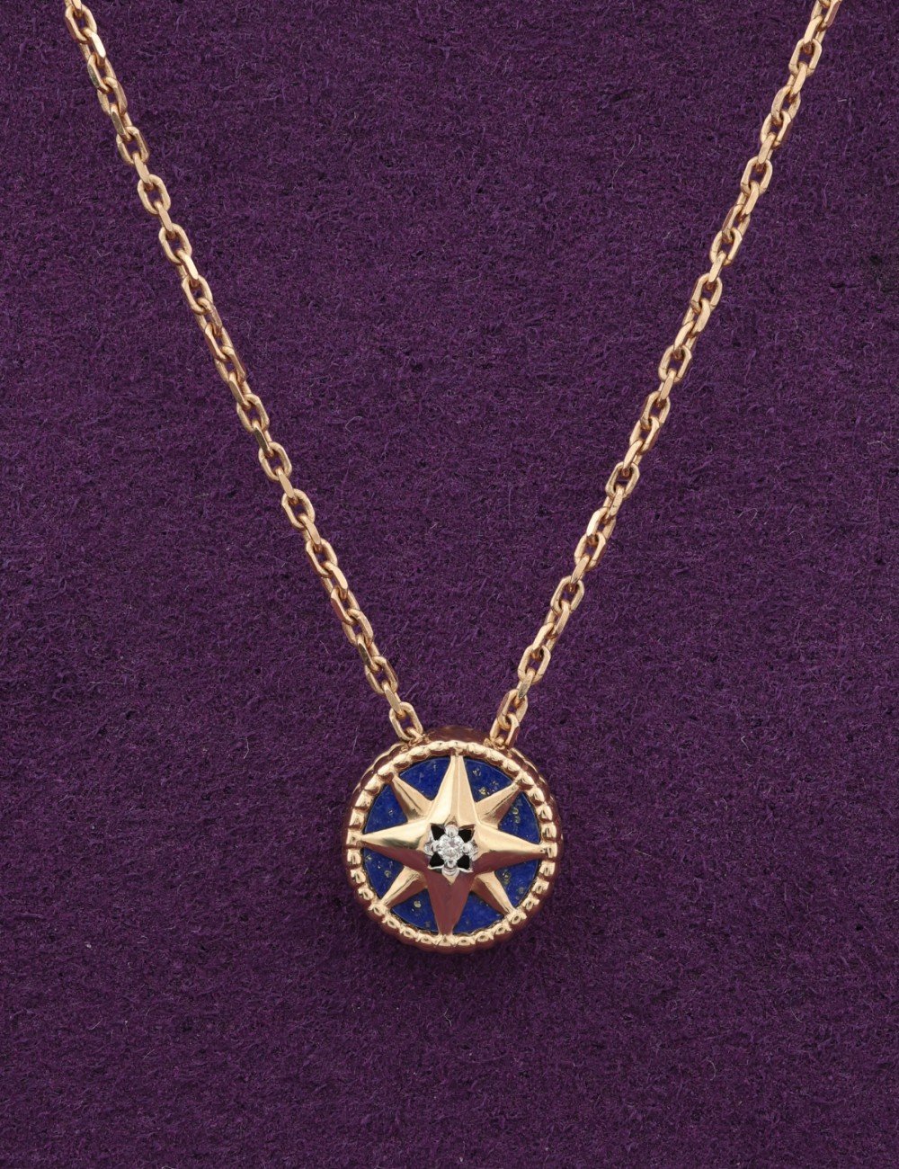 Колье из золота c бриллиантами и лазуритом