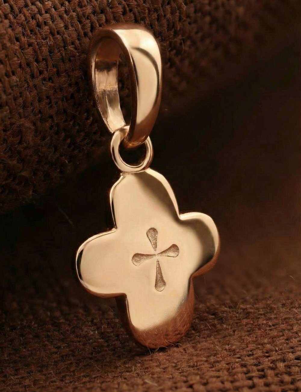 Крест из золота