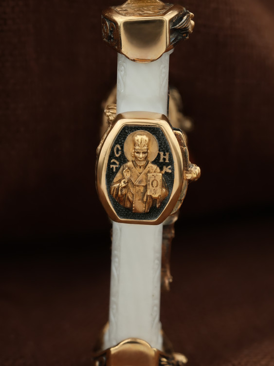 Крест из красного золота 585 пробы c бивнем мамонта