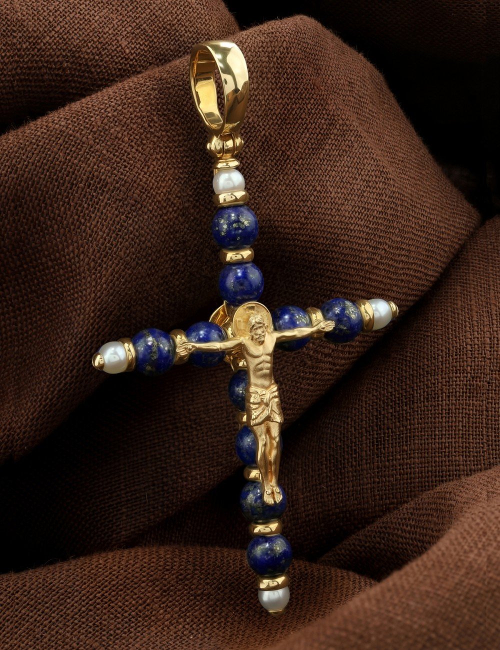 Крест из лимонного золота c жемчугом и лазуритом