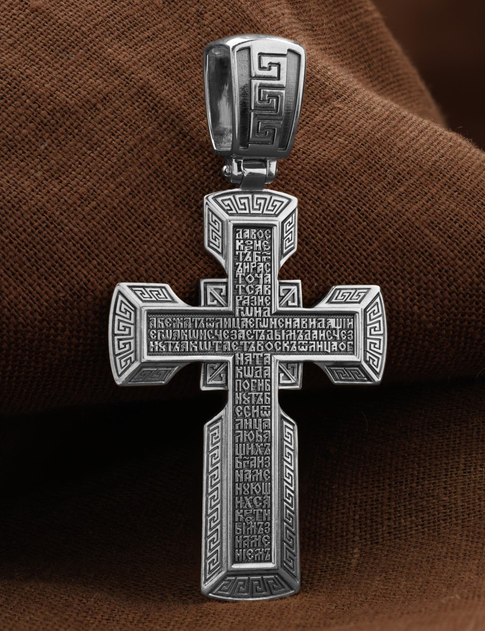 Крест из белого золота