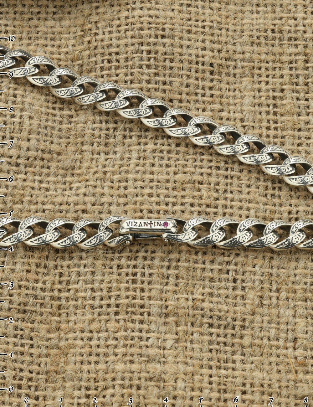 Цепь из серебра c рубином