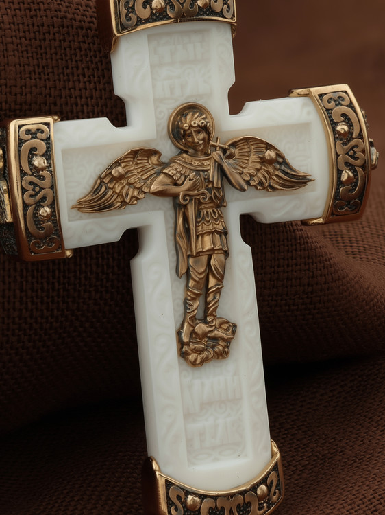 Крест из красного золота 585 пробы c бивнем мамонта