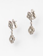 Серьги из белого золота c бриллиантами