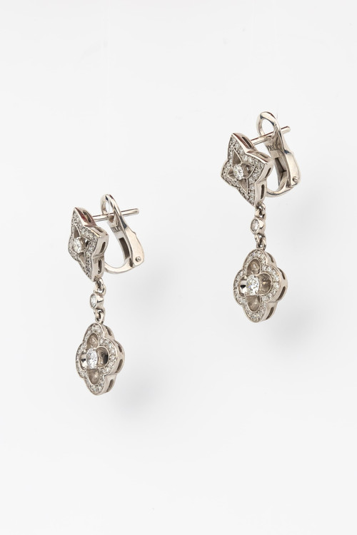 Серьги из белого золота 585 пробы c бриллиантами