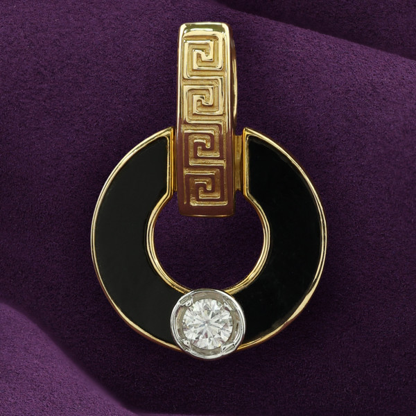 Подвеска из лимонного золота 585 пробы c бриллиантами и ониксом