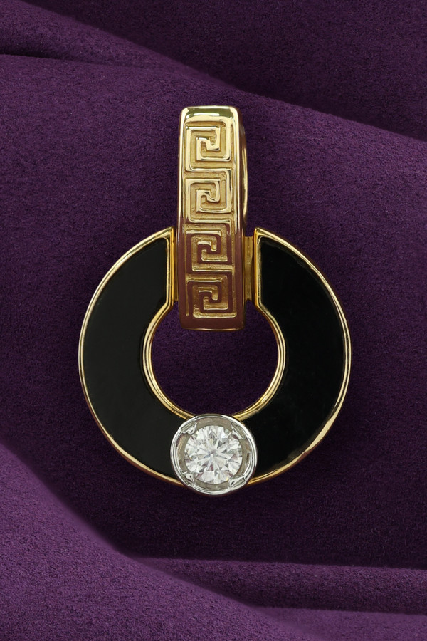 Подвеска из лимонного золота 585 пробы c бриллиантами и ониксом