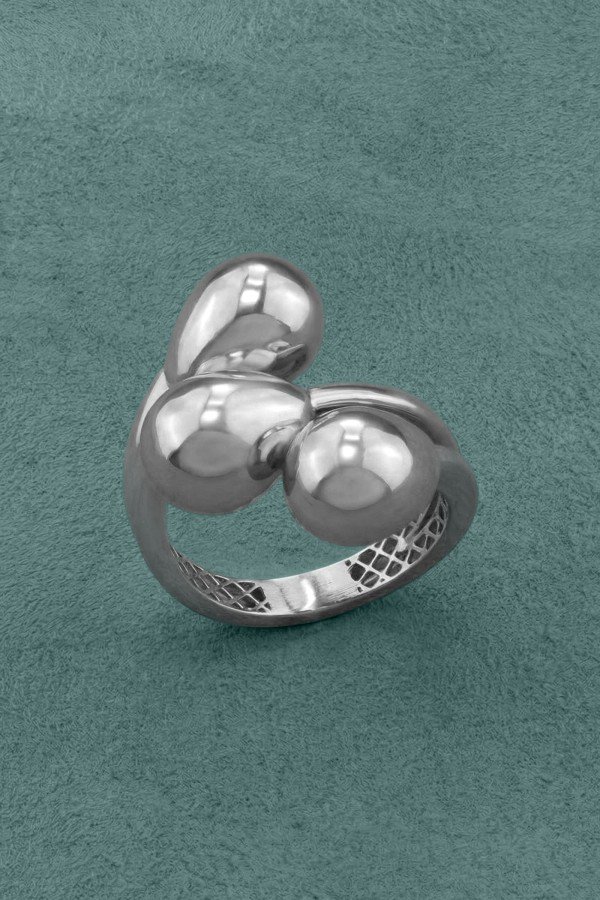 Кольцо из белого золота