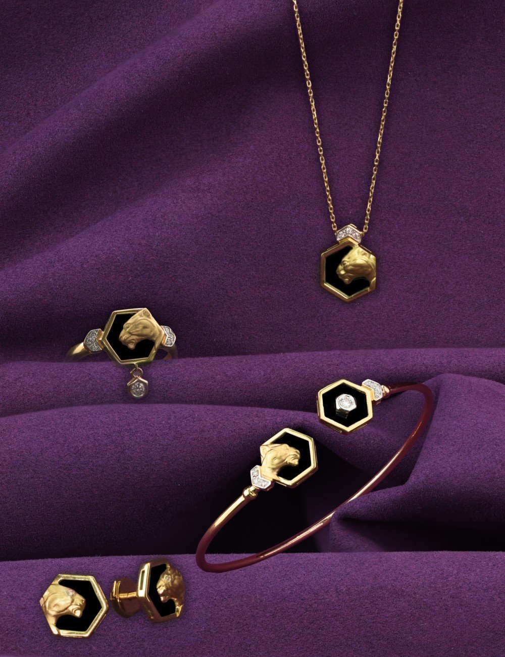 Колье из лимонного золота c бриллиантами и ониксом