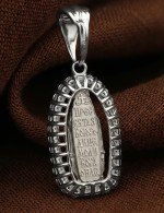 Образок из белого золота c бриллиантами