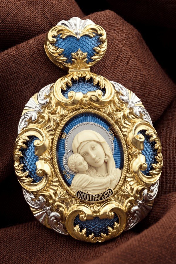 Образок из лимонного золота c эмалью и бивнем мамонта