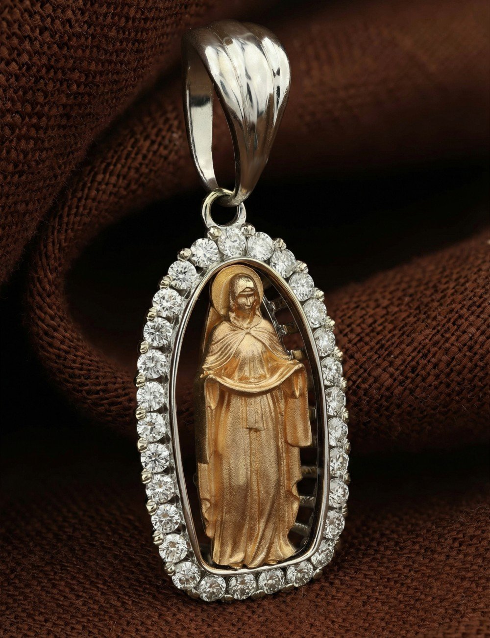 Образок из белого золота c бриллиантами