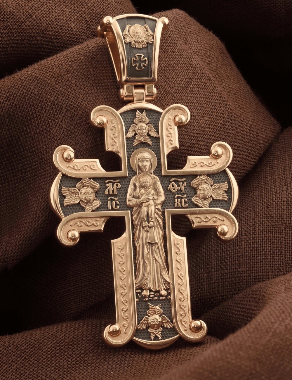 Крест из золота