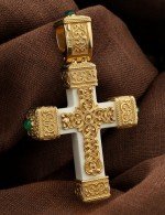 Крест из лимонного золота c эмалью, хризопразом и бивнем мамонта