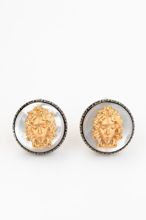 Серьги из красного золота 585 пробы c эмалью и перламутром