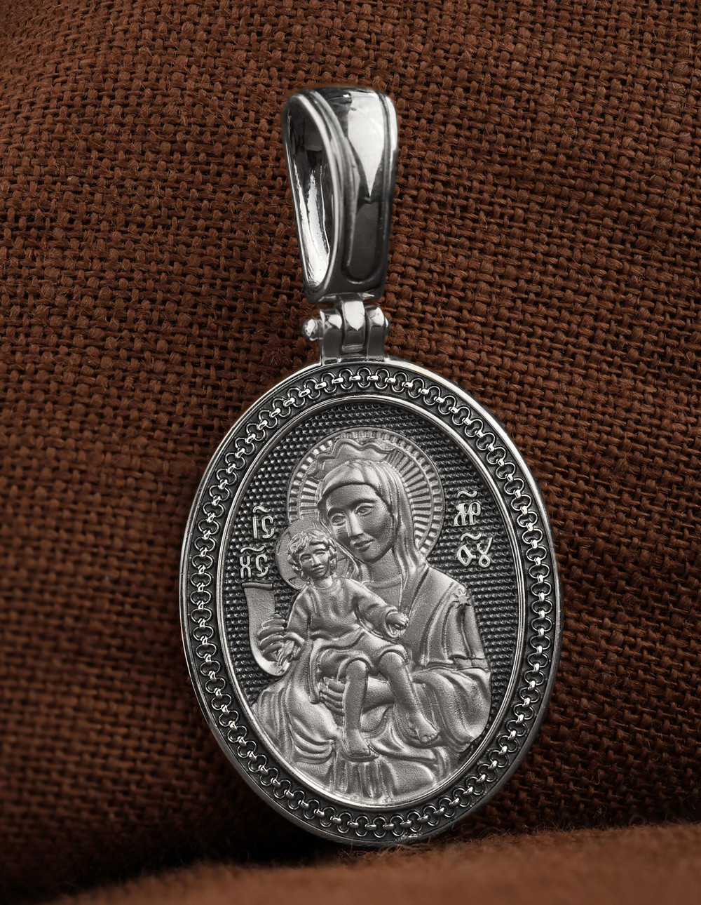 Нательная икона из белого золота 585 пробы