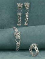 Серьги из белого золота c бриллиантами и изумрудом