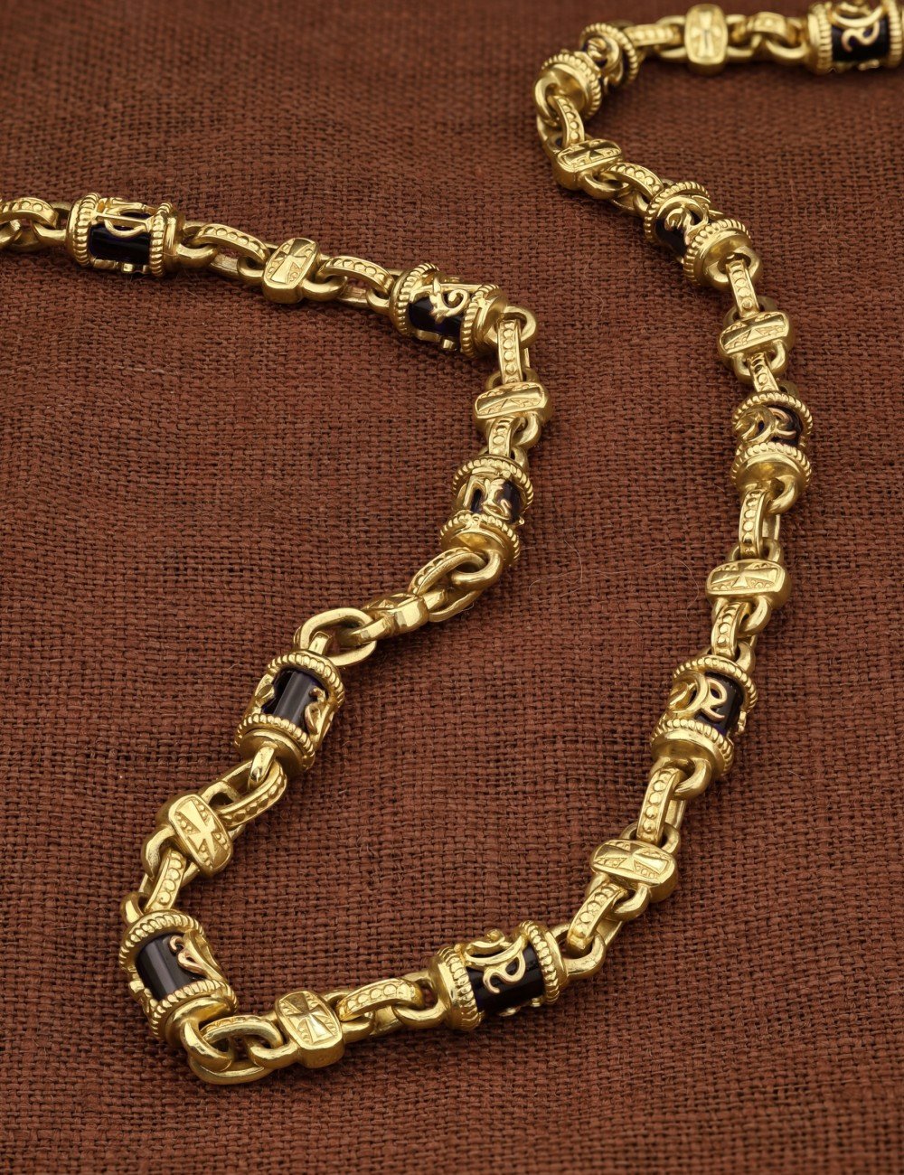 Цепь из лимонного золота c ониксом