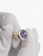 Кольцо из лимонного золота c бриллиантами и лазуритом