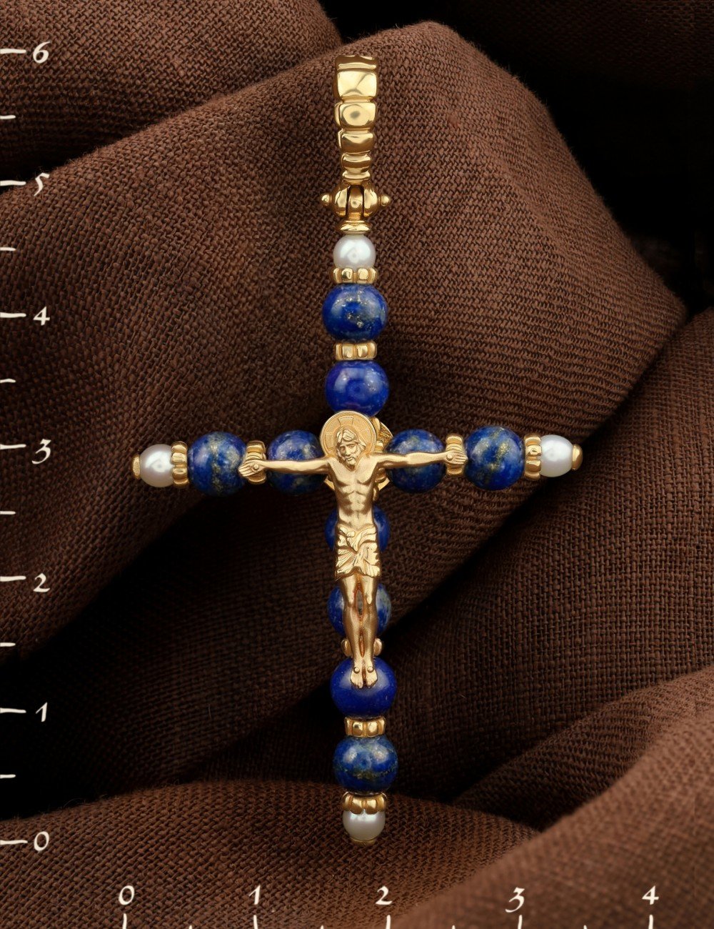 Крест из лимонного золота c жемчугом и лазуритом