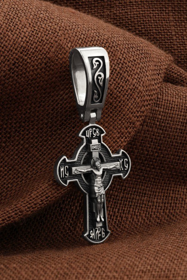 Крест из белого золота