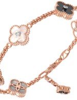 Браслет из золота c бриллиантами, ониксом и перламутром